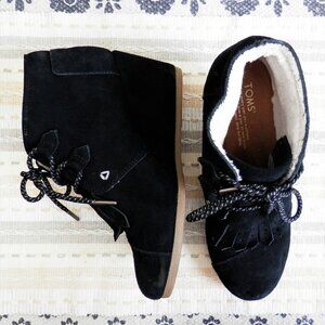 TOMS || Black Suede Desert Ankle Bootie Lace Up Wedge Heels